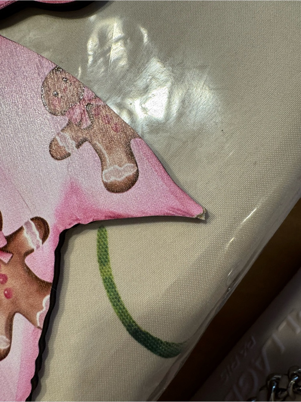 Pink Gingerbread Bow Hanging Decor from Amazon, see pic for flaw - Picture 3 of 4